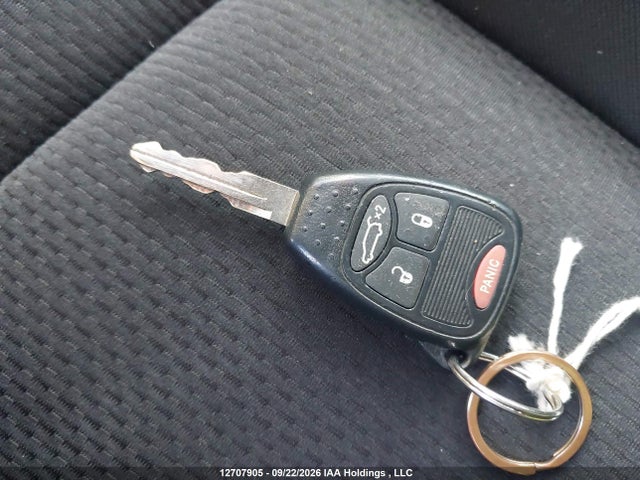 Chrysler 200 LX 2014 1C3CCBAG1EN178185 Image 11
