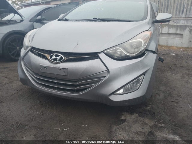 2013 Hyundai Elantra Se მანქანა იყიდება აუქციონზე, vin: KMHDH6AE7DU022045, აუქციონის ნომერი: 12707921