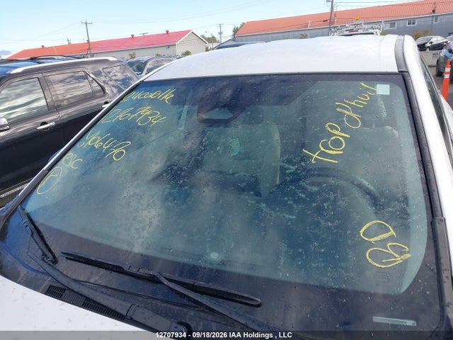 12707934 :رقم المزاد ، 7MUAAABG4RV106470 vin ، 2024 Toyota Corolla Cross L مزاد بيع