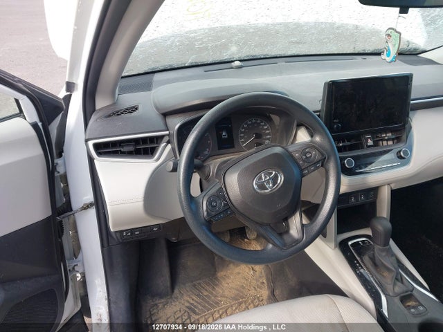 12707934 :رقم المزاد ، 7MUAAABG4RV106470 vin ، 2024 Toyota Corolla Cross L مزاد بيع