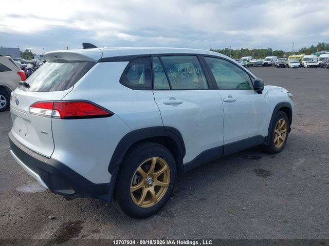 12707934 :رقم المزاد ، 7MUAAABG4RV106470 vin ، 2024 Toyota Corolla Cross L مزاد بيع