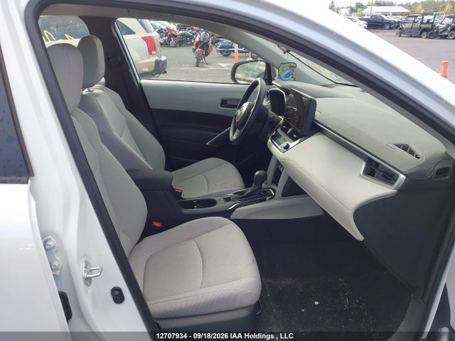 12707934 :رقم المزاد ، 7MUAAABG4RV106470 vin ، 2024 Toyota Corolla Cross L مزاد بيع