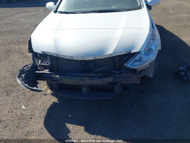 12707941 :رقم المزاد ، KMHEC4A47DA082410 vin ، 2013 Hyundai Sonata Hybrid Limited مزاد بيع