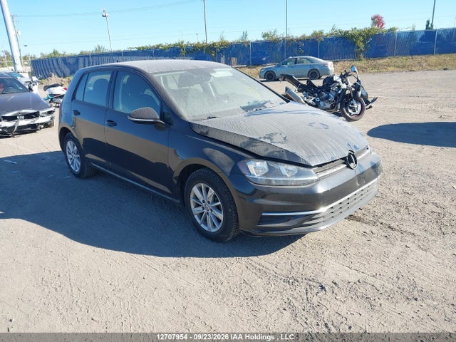 Volkswagen Golf 2019 3VWG57AU9KM022442 zdjęcie główne
