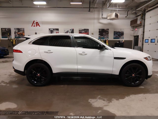 Jaguar F-Pace 2018 SADCK2FX5JA290825 Image 13