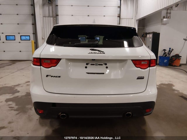 Jaguar F-Pace 2018 SADCK2FX5JA290825 Image 16