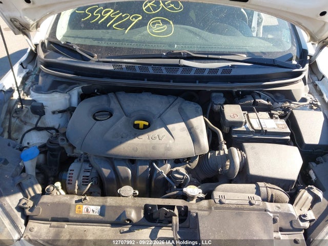 2015 Hyundai Elantra Se/sport/limited მანქანა იყიდება აუქციონზე, vin: 5NPDH4AE6FH559429, აუქციონის ნომერი: 12707992
