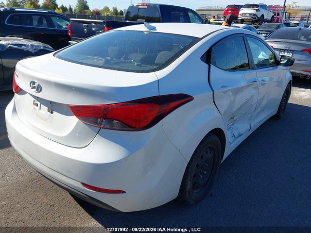 2015 Hyundai Elantra Se/sport/limited მანქანა იყიდება აუქციონზე, vin: 5NPDH4AE6FH559429, აუქციონის ნომერი: 12707992