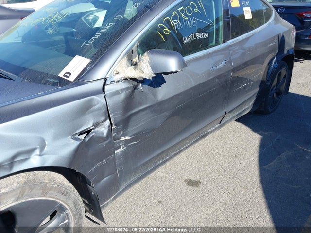 12708024 :رقم المزاد ، 5YJ3E1EA7LF722416 vin ، 2020 Tesla Model 3 مزاد بيع