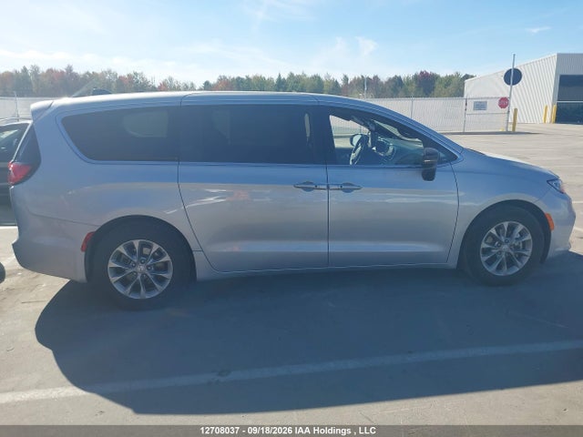2C4RC1GG5TR264381 Chrysler Pacifica Limited
