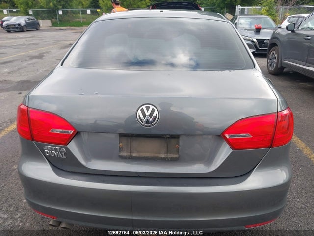 Продаж на аукціоні авто 2013 Volkswagen Jetta 2.0l Trendline/2.0l Trendline+, vin: 3VW2K7AJ7DM426707, номер лоту: 12692754