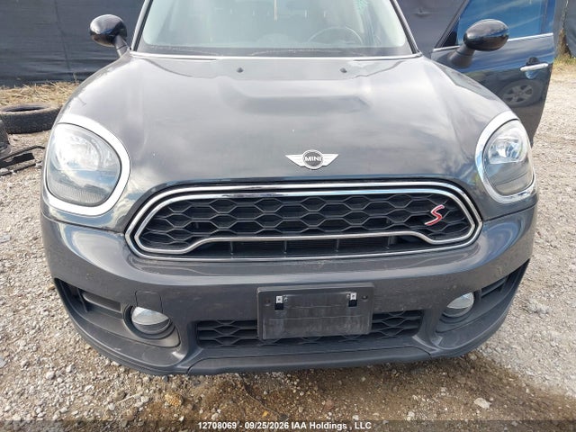 Mini Cooper S Countryman All4 2018 WMZYT5C37J3E59879 Image 6