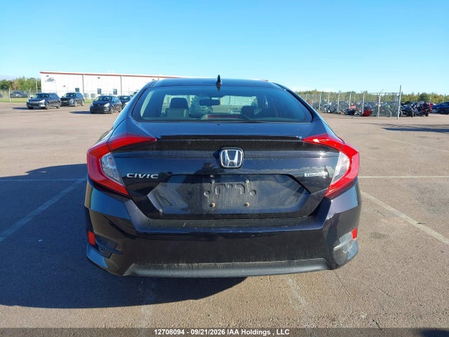 Honda Civic Touring 2017 2HGFC1F95HH106742 Image 17