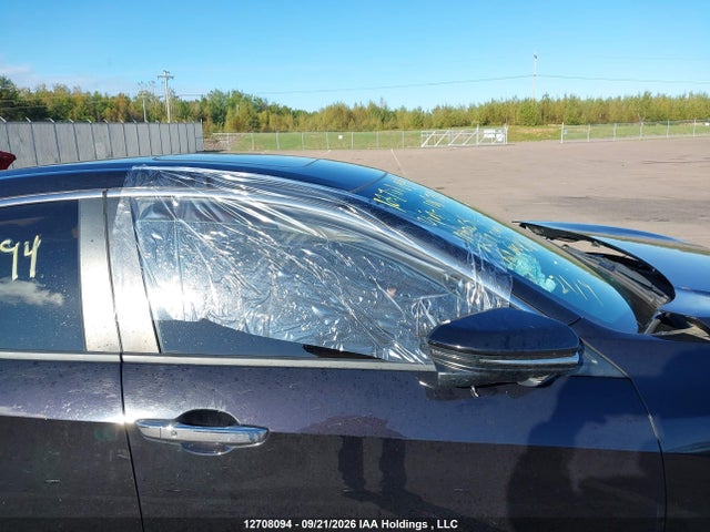 Honda Civic Touring 2017 2HGFC1F95HH106742 Image 22