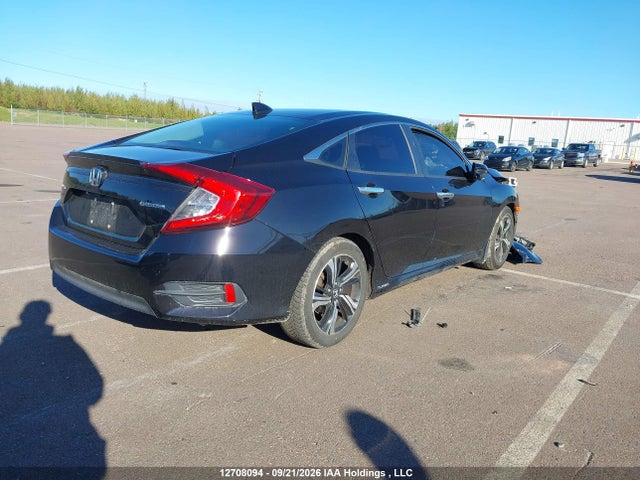 Honda Civic Touring 2017 2HGFC1F95HH106742 Image 4