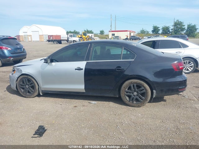 Auction sale of the 2016 Volkswagen Jetta 1.8 Tsi Comfortline/1.8 Tsi Highline, vin: 3VWL07AJXGM393586, lot number: 12708142