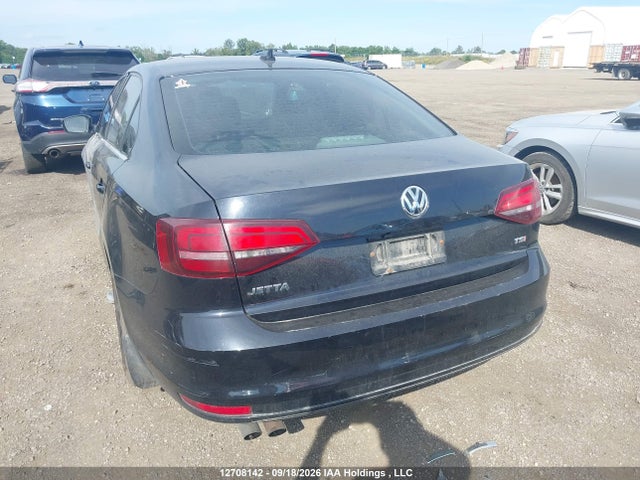 Auction sale of the 2016 Volkswagen Jetta 1.8 Tsi Comfortline/1.8 Tsi Highline, vin: 3VWL07AJXGM393586, lot number: 12708142