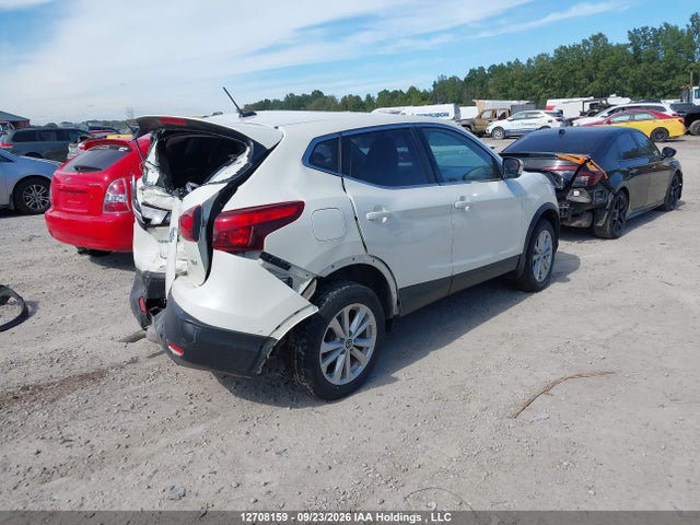 2019 Nissan Qashqai S/sv მანქანა იყიდება აუქციონზე, vin: JN1BJ1CP2KW215029, აუქციონის ნომერი: 12708159