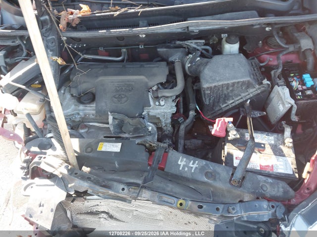 Toyota RAV4 LE 2018 2T3BFREV5JW802752 Image 10