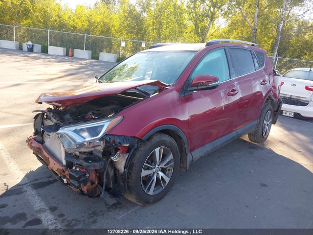 Toyota RAV4 LE 2018 2T3BFREV5JW802752 Image 2
