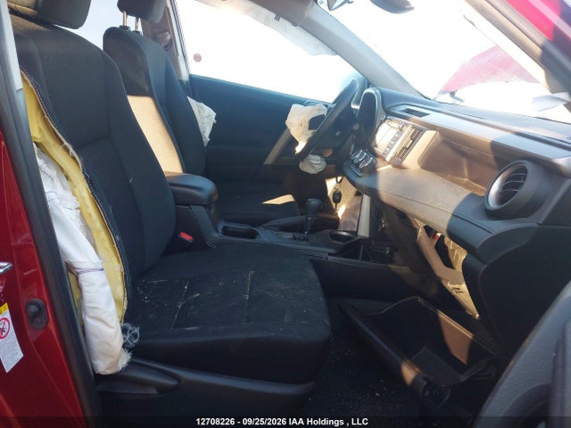 Toyota RAV4 LE 2018 2T3BFREV5JW802752 Image 5