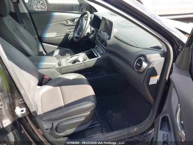 12708264 :رقم المزاد ، KM8K33AG4MU108886 vin ، 2021 Hyundai Kona Limited مزاد بيع
