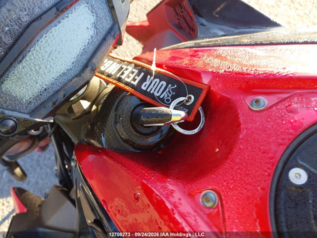 2016 Kawasaki Zr1000 G მანქანა იყიდება აუქციონზე, vin: JKAZRCG17GA010570, აუქციონის ნომერი: 12708273