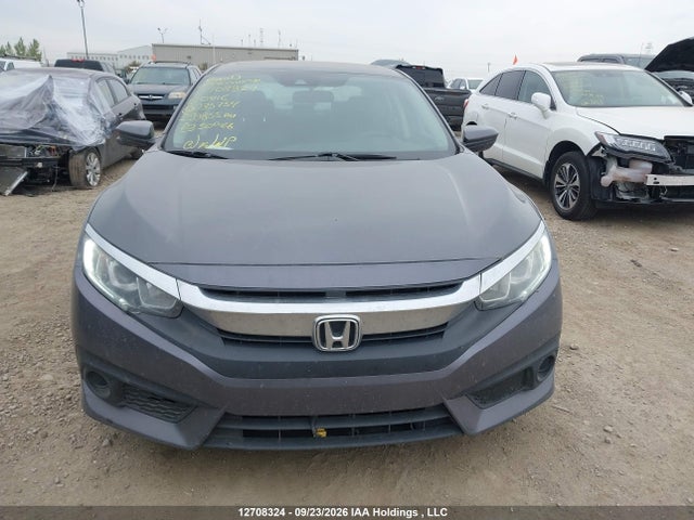 Honda Civic 2018 2HGFC2F83JH035754 Image 12