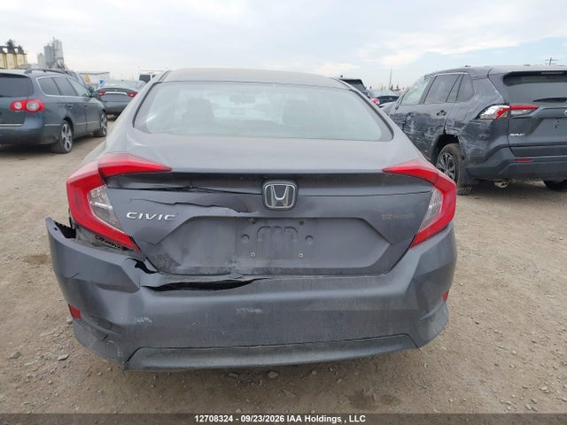 Honda Civic 2018 2HGFC2F83JH035754 Image 16