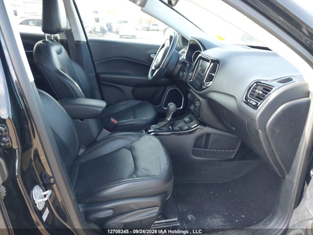 12708345 :رقم المزاد ، 3C4NJDCB2JT117283 vin ، 2018 Jeep Compass Limited مزاد بيع