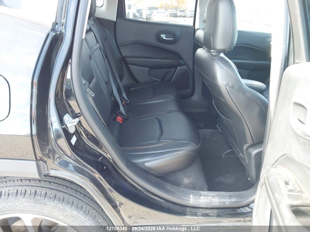 12708345 :رقم المزاد ، 3C4NJDCB2JT117283 vin ، 2018 Jeep Compass Limited مزاد بيع