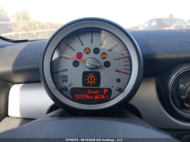 12708378 :رقم المزاد ، WMWMF3C57ATZ22819 vin ، 2010 Mini Cooper مزاد بيع