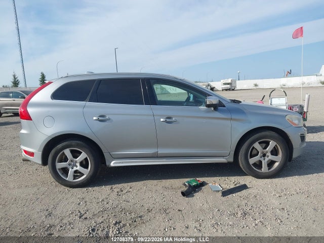 Продаж на аукціоні авто 2011 Volvo Xc60 T6 Level 3/t6 R-design, vin: YV4902DZ5B2149911, номер лоту: 12708379