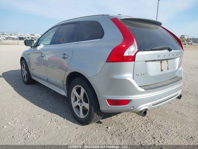 Продаж на аукціоні авто 2011 Volvo Xc60 T6 Level 3/t6 R-design, vin: YV4902DZ5B2149911, номер лоту: 12708379