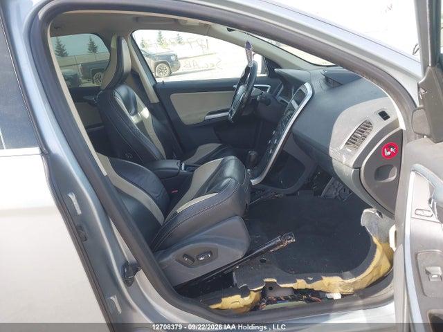 Продаж на аукціоні авто 2011 Volvo Xc60 T6 Level 3/t6 R-design, vin: YV4902DZ5B2149911, номер лоту: 12708379