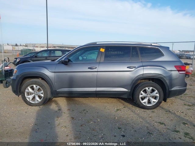 1V2MR2CA2JC559815 Volkswagen ATLAS SEL