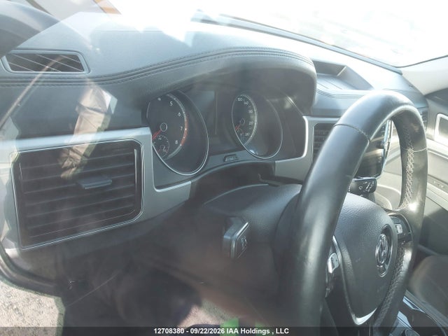 1V2MR2CA2JC559815 Volkswagen ATLAS SEL