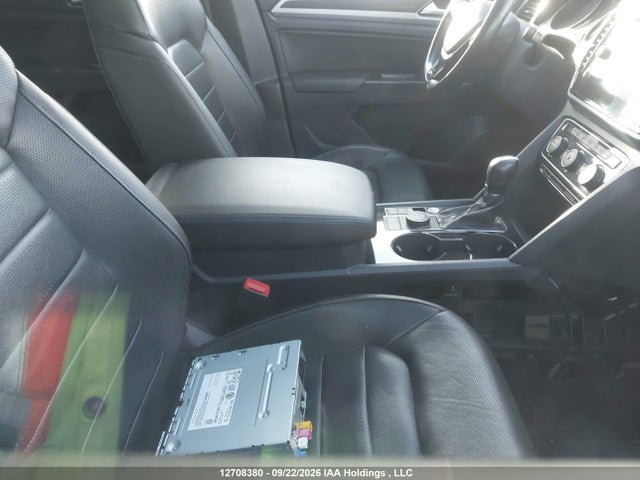 1V2MR2CA2JC559815 Volkswagen ATLAS SEL