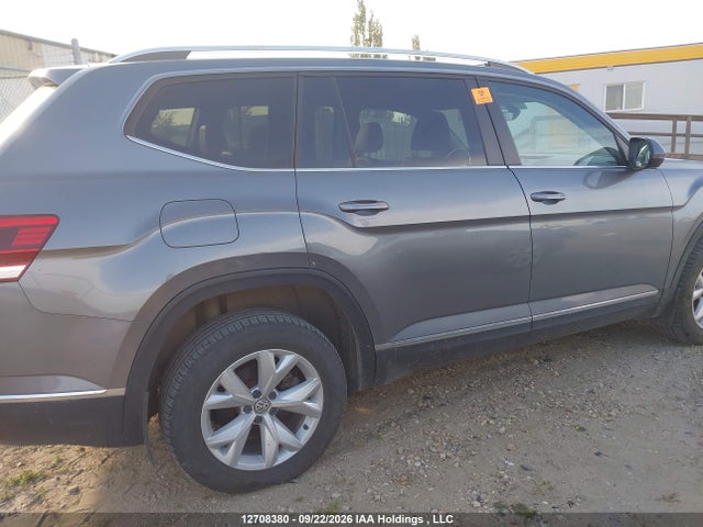 1V2MR2CA2JC559815 Volkswagen ATLAS SEL