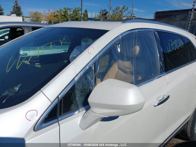 Cadillac XT5 2018 1GYKNDRS3JZ112983 Image 21
