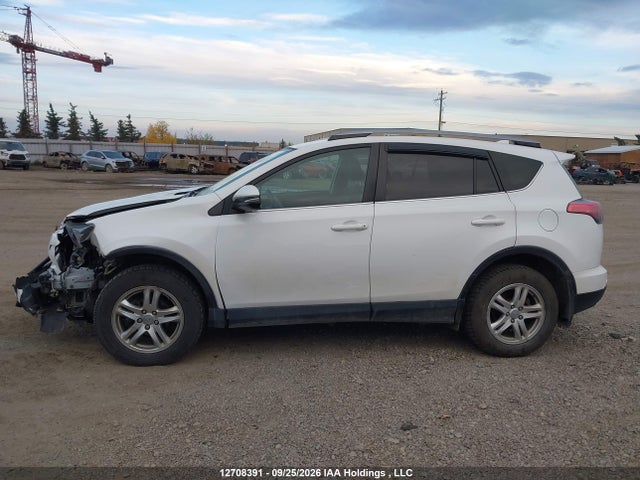 Продажа на аукционе авто 2018 Toyota Rav4, vin: 2T3BFREV0JW767568, номер лота: 12708391