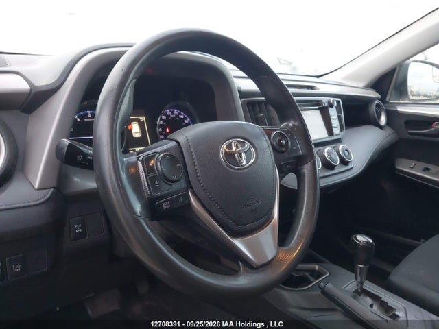 Продажа на аукционе авто 2018 Toyota Rav4, vin: 2T3BFREV0JW767568, номер лота: 12708391