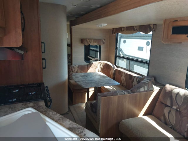 Coachmen Catalina 2014 5ZT2CAVB3ET005505 Image 5