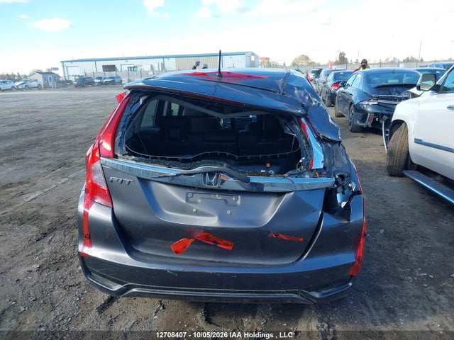 Honda FIT EX 2018 3HGGK5H79JM101559 Image 16