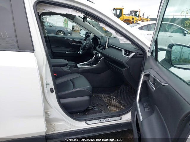 Продажа на аукционе авто 2021 Toyota Rav4 Xle/xle Premium, vin: 2T3R1RFV6MC215770, номер лота: 12708440