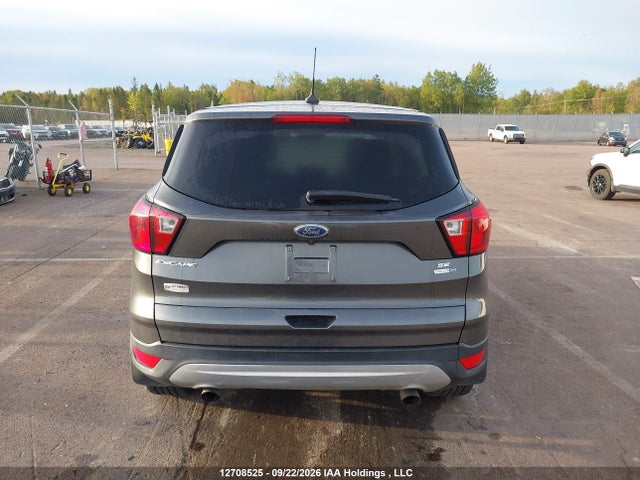 Ford ESCAPE SE 2019 1FMCU9GD5KUC40473 Image 17