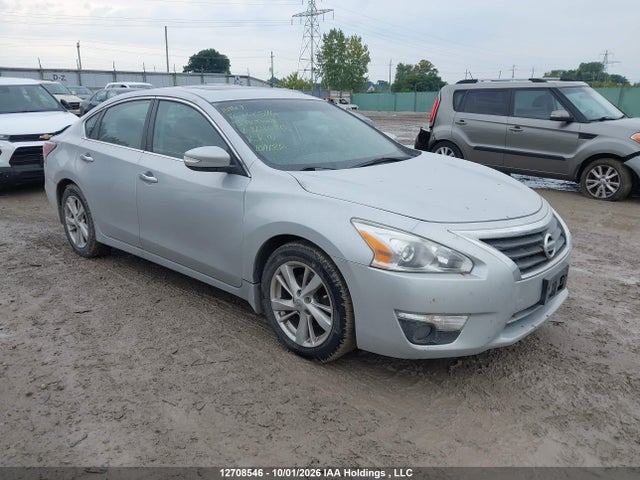 2015 Nissan Altima მანქანა იყიდება აუქციონზე, vin: 1N4AL3AP3FN864020, აუქციონის ნომერი: 12708546