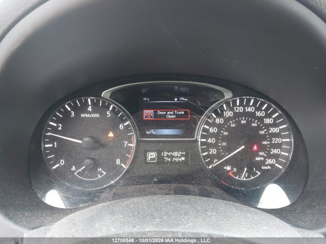 2015 Nissan Altima მანქანა იყიდება აუქციონზე, vin: 1N4AL3AP3FN864020, აუქციონის ნომერი: 12708546