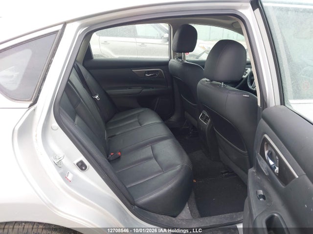 2015 Nissan Altima მანქანა იყიდება აუქციონზე, vin: 1N4AL3AP3FN864020, აუქციონის ნომერი: 12708546