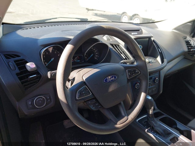 Продажа на аукционе авто 2017 Ford Escape Se, vin: 1FMCU9GD9HUD69678, номер лота: 12708610